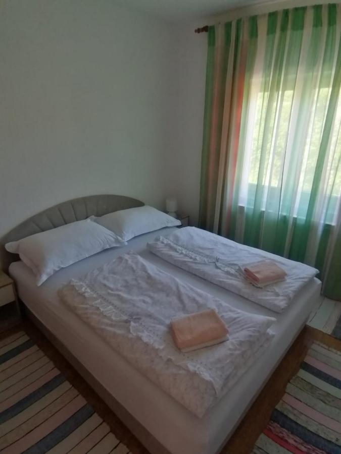 Apartman Juka Krasno Polje Exterior foto